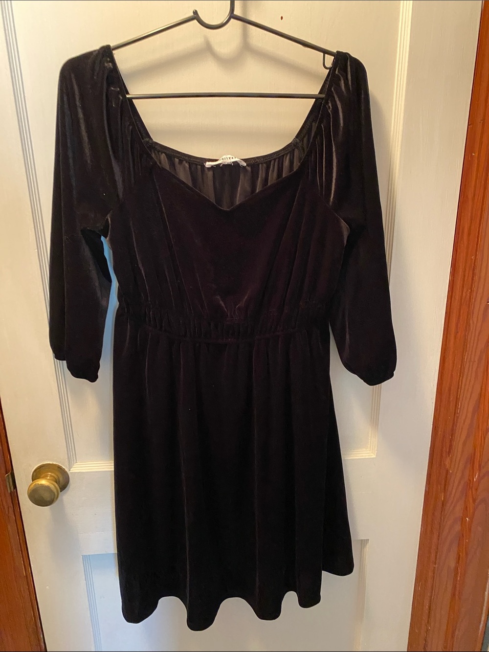 Celebrity Pink Black Velvet Scoop Neck Mini Dress